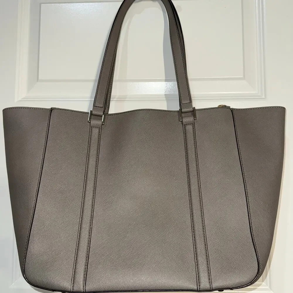 Kate Spade New York Newbury Lane Briar Saffiano Leather Tote in Warm Taupe